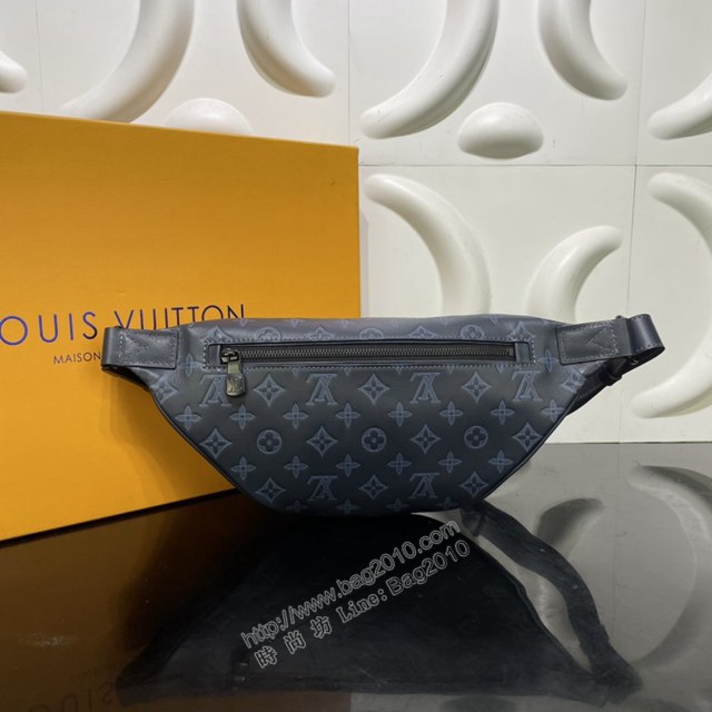LV專櫃新款包包 路易威登Discovery腰包 M45729 Monogram Shadow小牛皮 LV男士腰包挎包  ydh4284